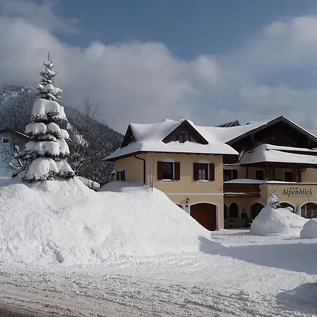 Alpenblick Aparthotel 3*