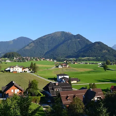 Alpenblick アパートホテル