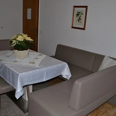 Alpenblick 3* فيستينو